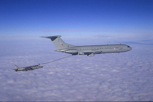 VC-10 101 Sqn tanks up a Sea Harrier FRS/2 from 800 Sqn RNAS Yeovilton